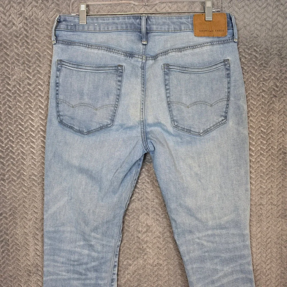 American Eagle Outfitters versatile through